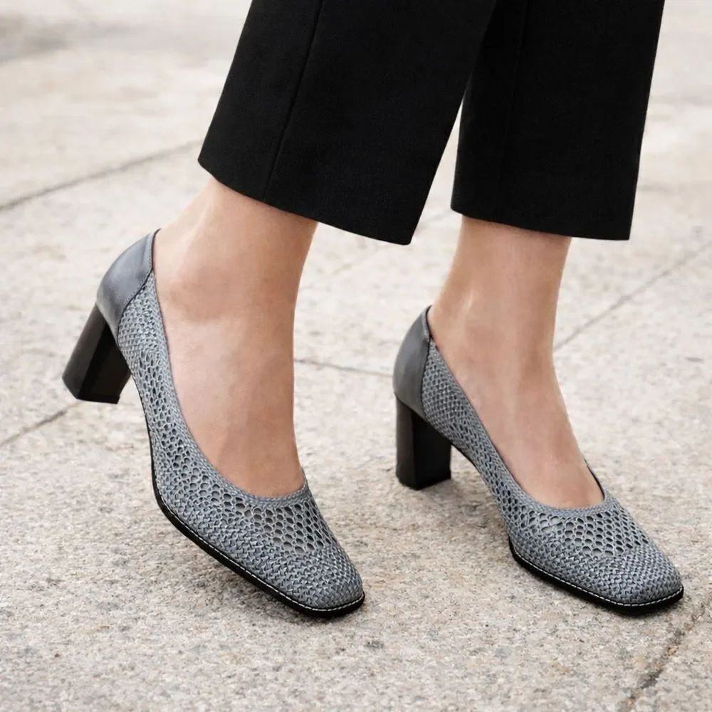 Vintage Stuart Weitzman Square Toe Block Heels